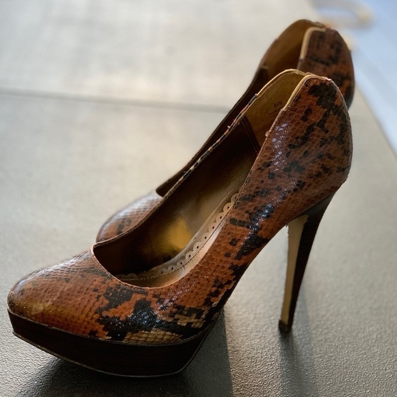 Lulu Townsend Shoes - Lulu Townsend snakeskin heels size 8.5